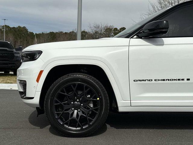 new 2025 Jeep Grand Cherokee L car, priced at $68,625