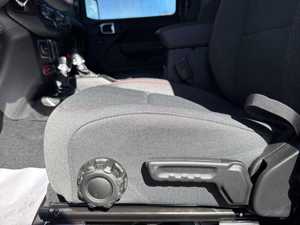 new 2026 Jeep Wrangler car, priced at $53,560