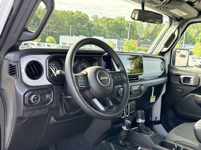 new 2025 Jeep Gladiator car, priced at $40,373