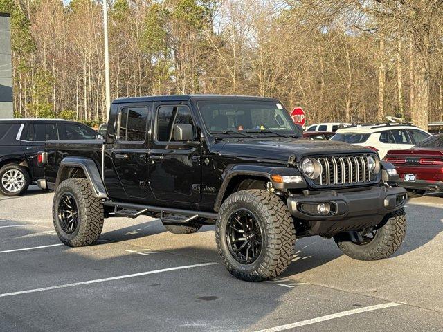 new 2025 Jeep Gladiator car, priced at $40,435