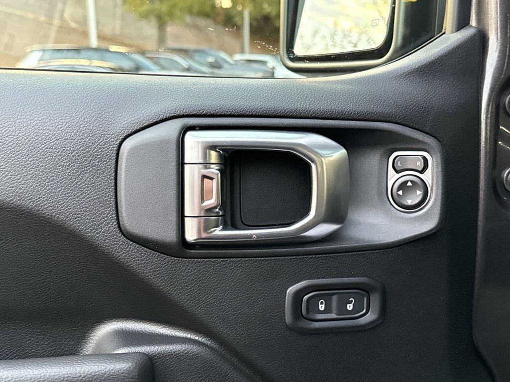 new 2026 Jeep Wrangler car, priced at $52,574