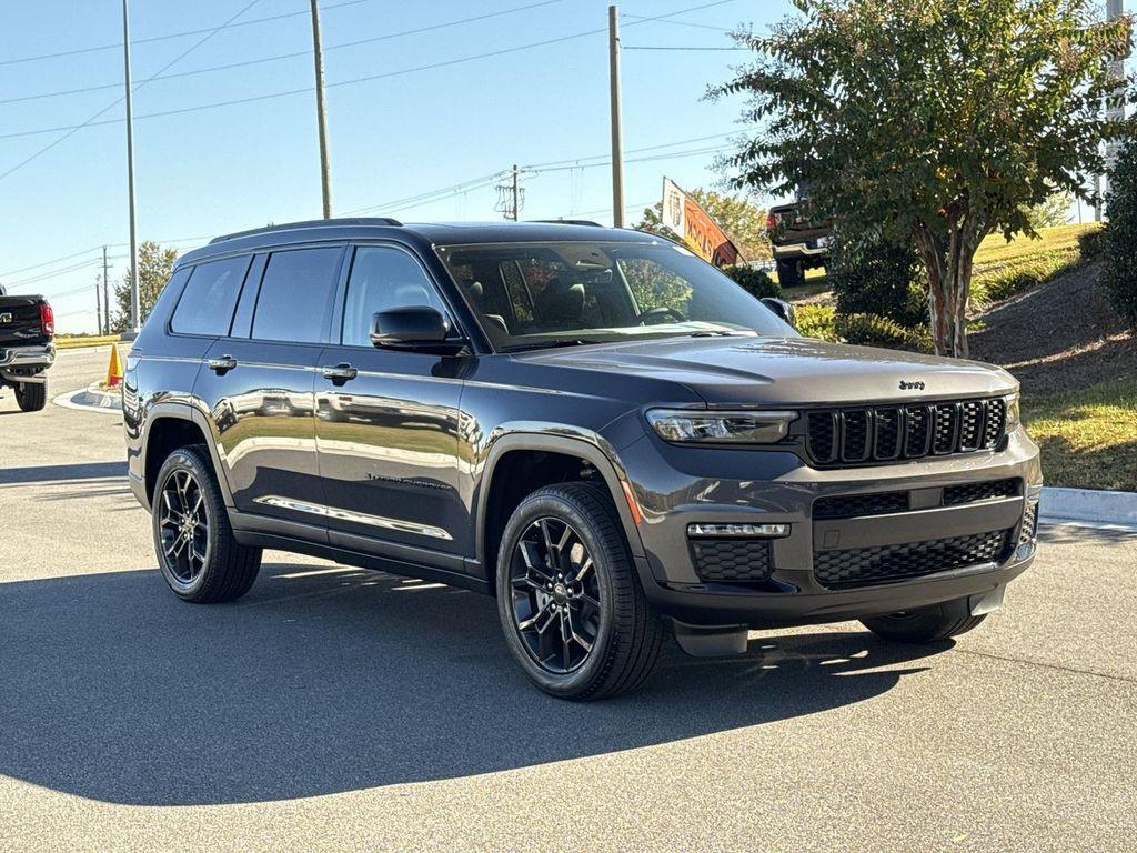 new 2025 Jeep Grand Cherokee L car, priced at $46,782