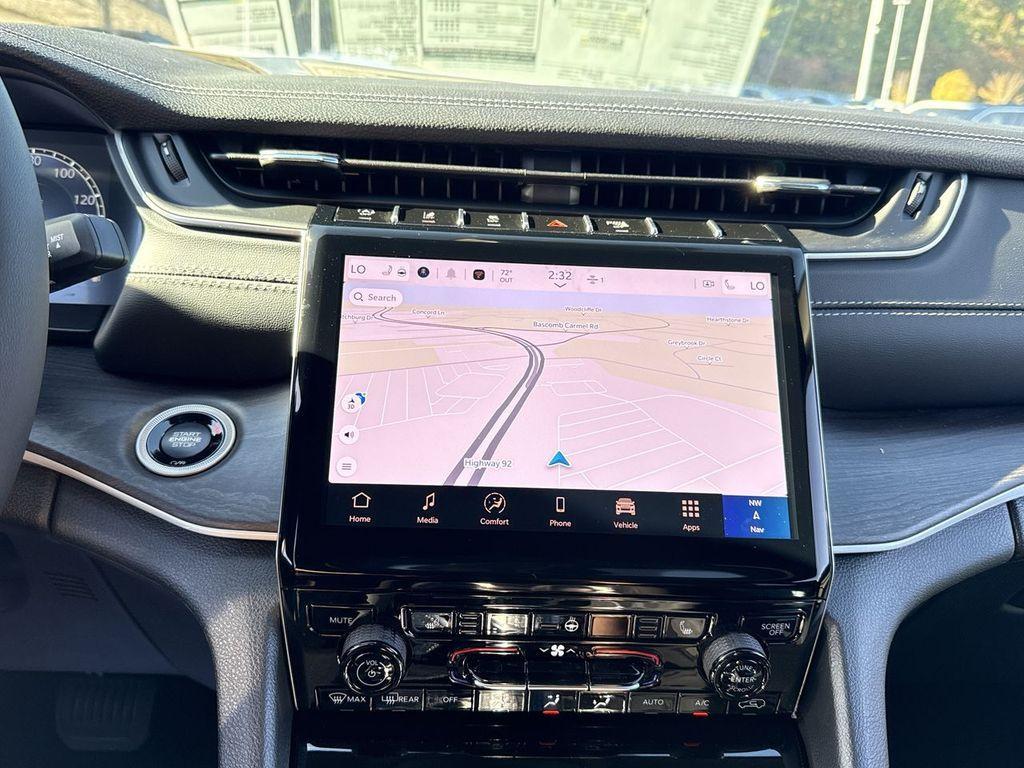 new 2025 Jeep Grand Cherokee L car, priced at $46,782