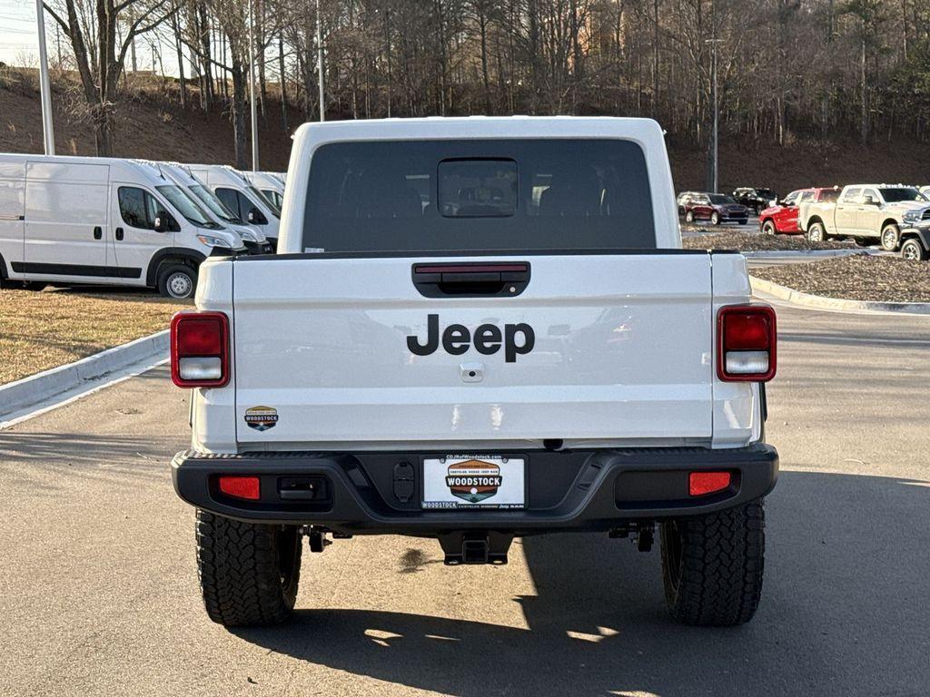 new 2025 Jeep Gladiator car, priced at $40,702