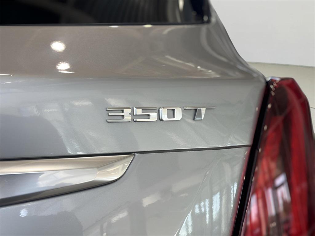 used 2023 Cadillac XT5 car, priced at $28,822