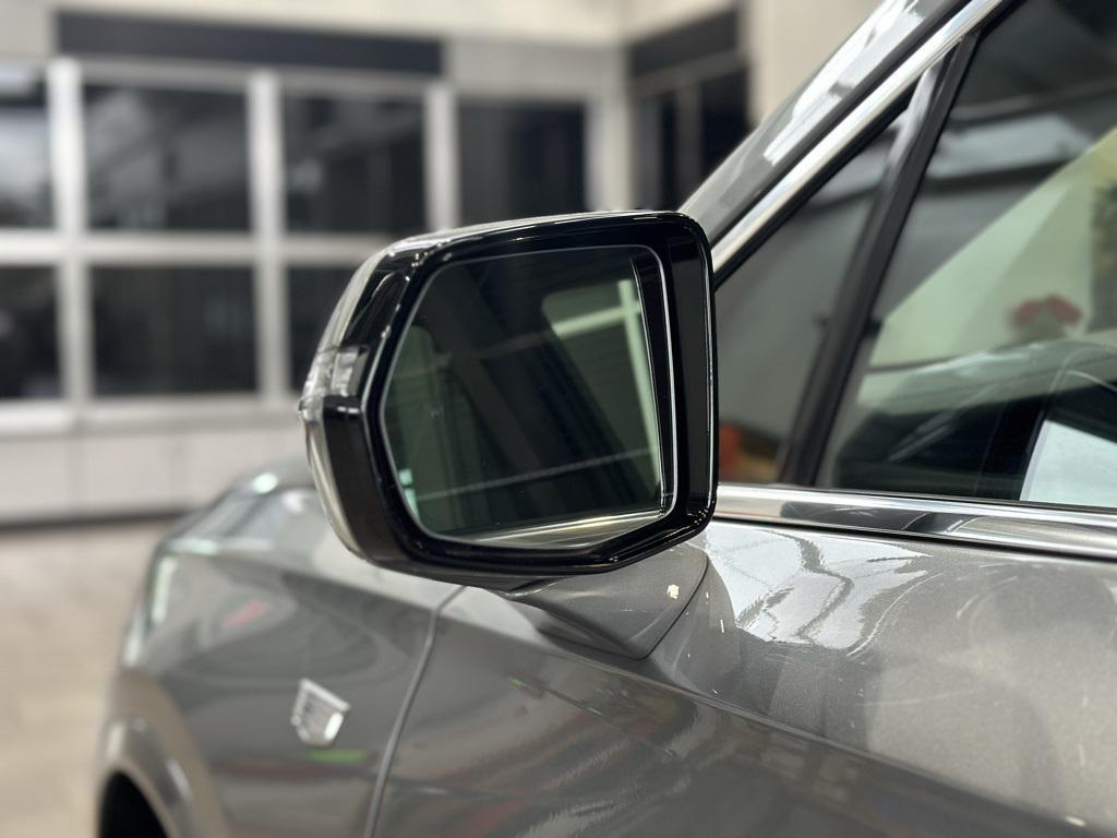 used 2023 Cadillac XT6 car, priced at $36,973