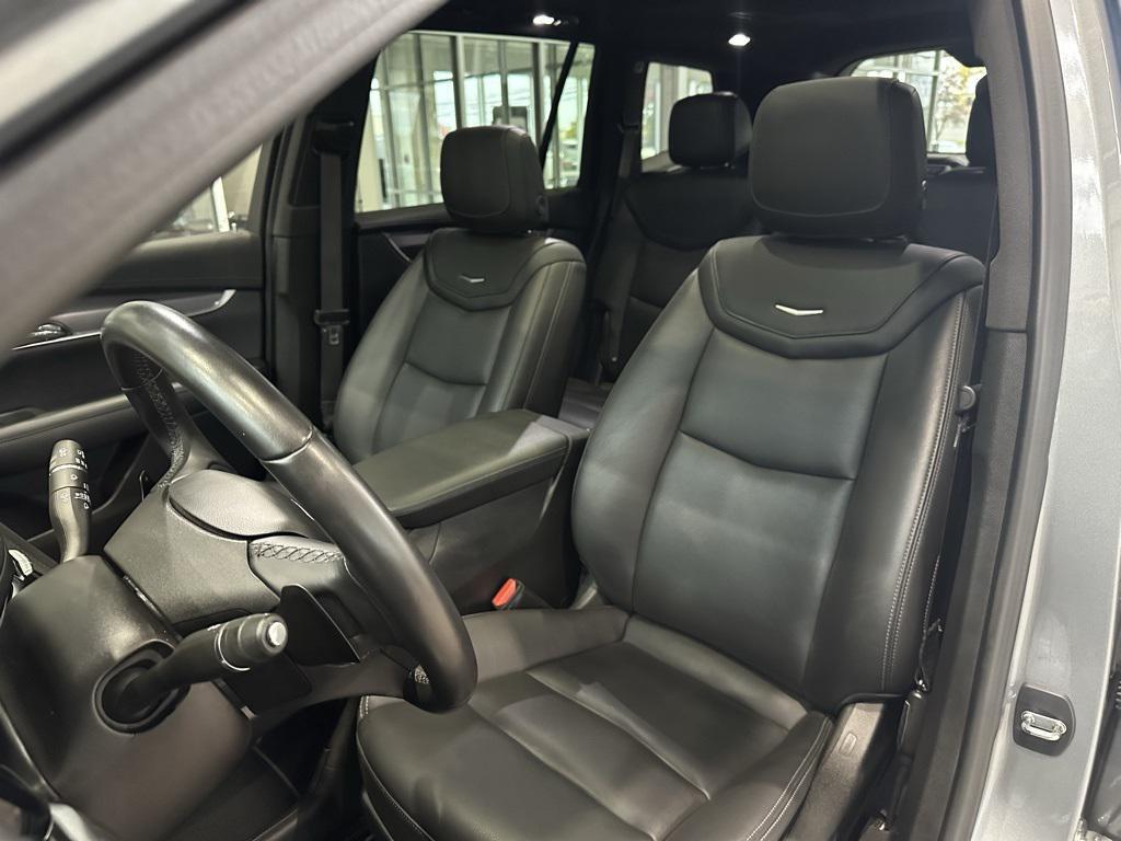 used 2023 Cadillac XT6 car, priced at $36,973