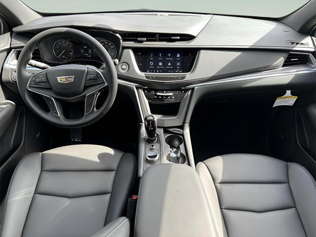 new 2025 Cadillac XT5 car, priced at $48,135