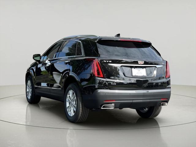 new 2025 Cadillac XT5 car, priced at $48,135