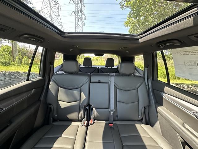 new 2025 Cadillac XT6 car, priced at $52,040