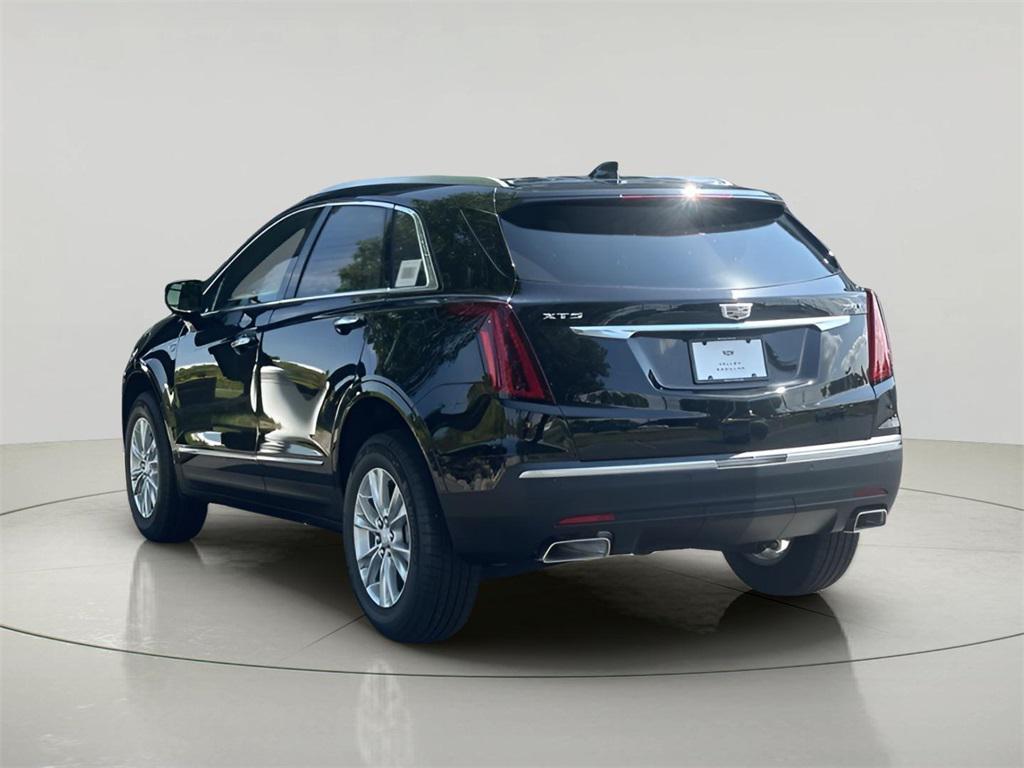 new 2025 Cadillac XT5 car, priced at $46,135