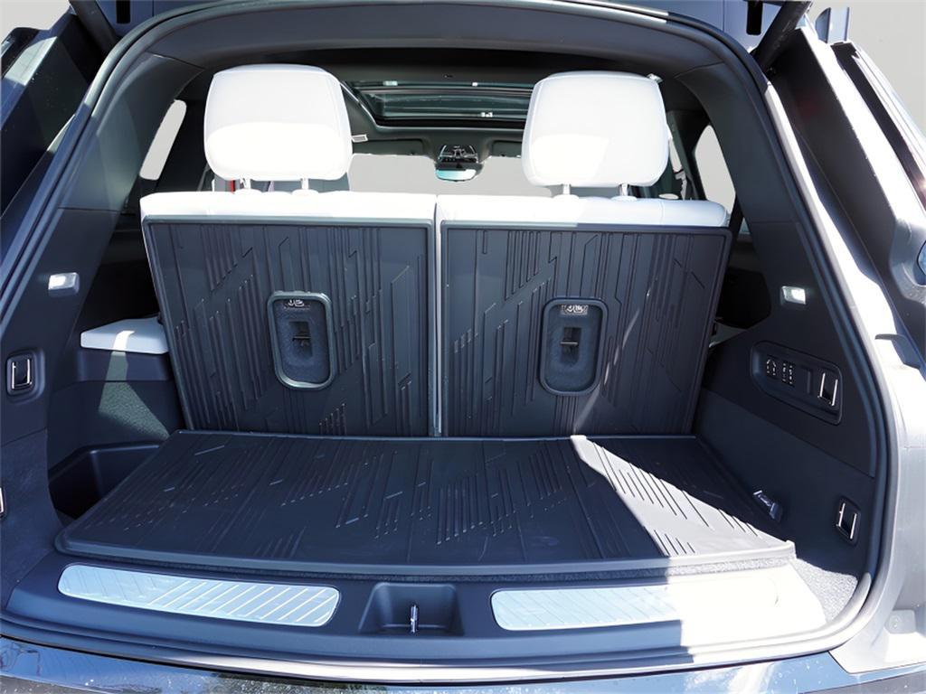 new 2026 Cadillac VISTIQ car, priced at $82,065