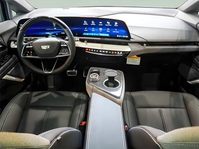 new 2025 Cadillac OPTIQ car, priced at $52,765