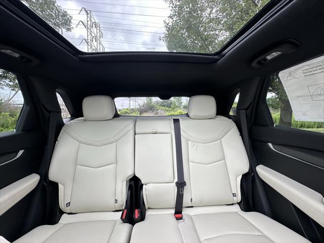 new 2025 Cadillac XT5 car, priced at $61,210