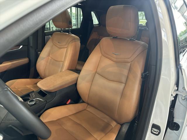 used 2023 Cadillac XT5 car, priced at $35,749