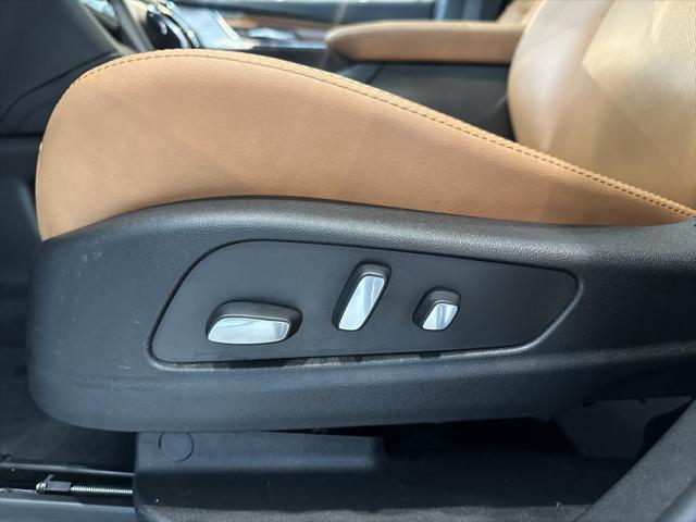 used 2023 Cadillac XT5 car, priced at $35,749