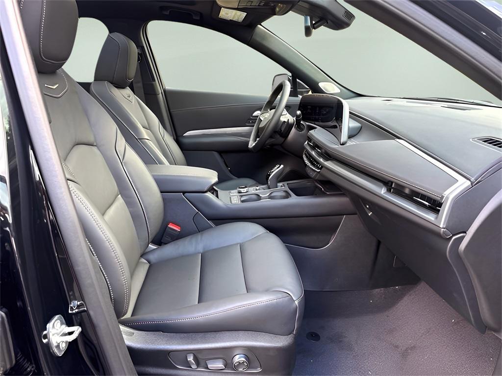new 2025 Cadillac XT4 car, priced at $48,105