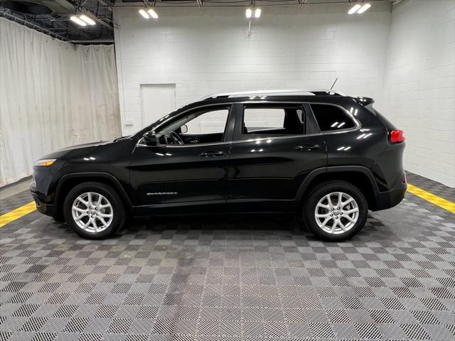 used 2015 Jeep Cherokee car, priced at $5,901