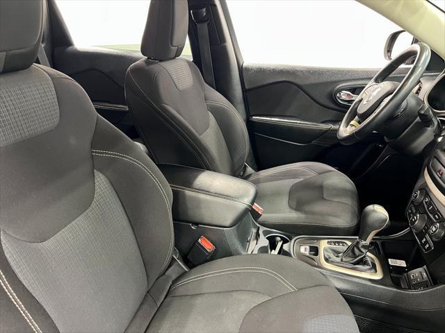 used 2015 Jeep Cherokee car, priced at $5,901