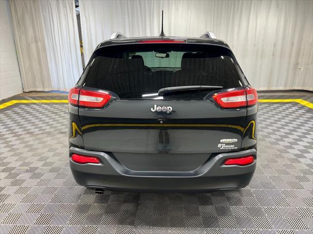 used 2015 Jeep Cherokee car, priced at $5,901