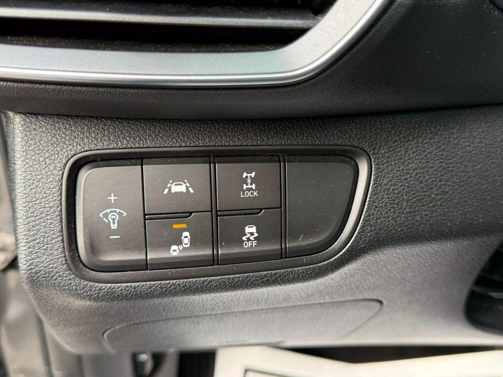 used 2020 Hyundai Santa Fe car, priced at $17,495