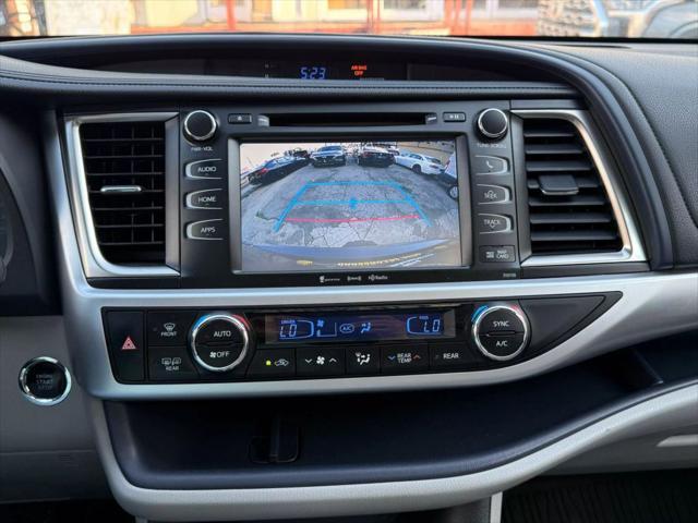 used 2016 Toyota Highlander car, priced at $18,995