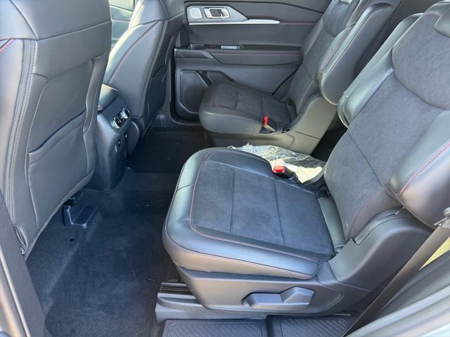 new 2025 Ford Explorer car, priced at $59,285