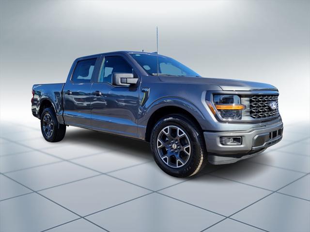 new 2024 Ford F-150 car, priced at $43,195