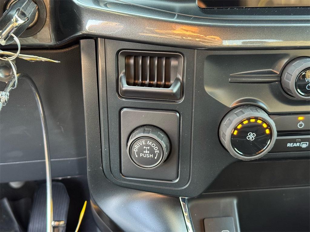 new 2025 Ford F-150 car, priced at $48,685