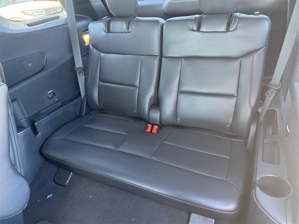 new 2025 Ford Explorer car, priced at $59,902