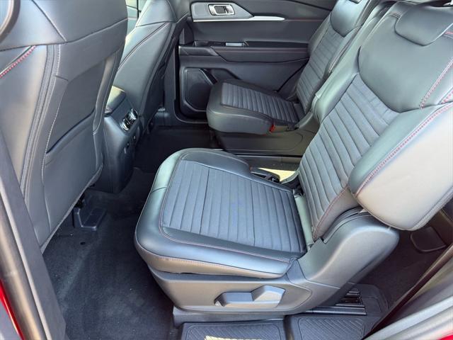 new 2025 Ford Explorer car, priced at $48,019