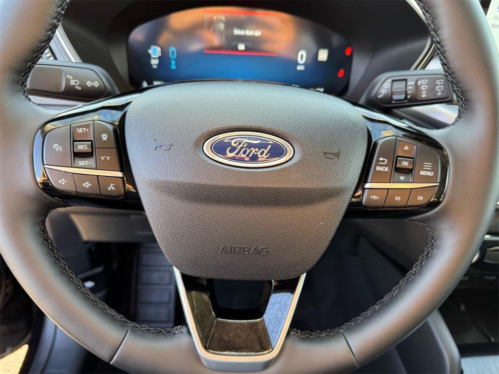 new 2025 Ford Escape PHEV car, priced at $39,105