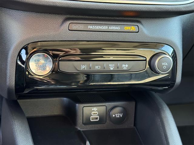 new 2025 Ford Escape PHEV car, priced at $39,105