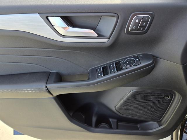 new 2025 Ford Escape PHEV car, priced at $45,515