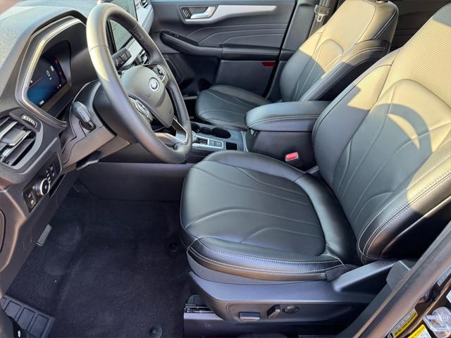 new 2025 Ford Escape PHEV car, priced at $39,105