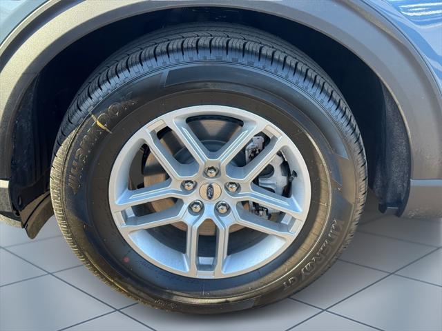 new 2025 Ford Explorer car, priced at $41,890