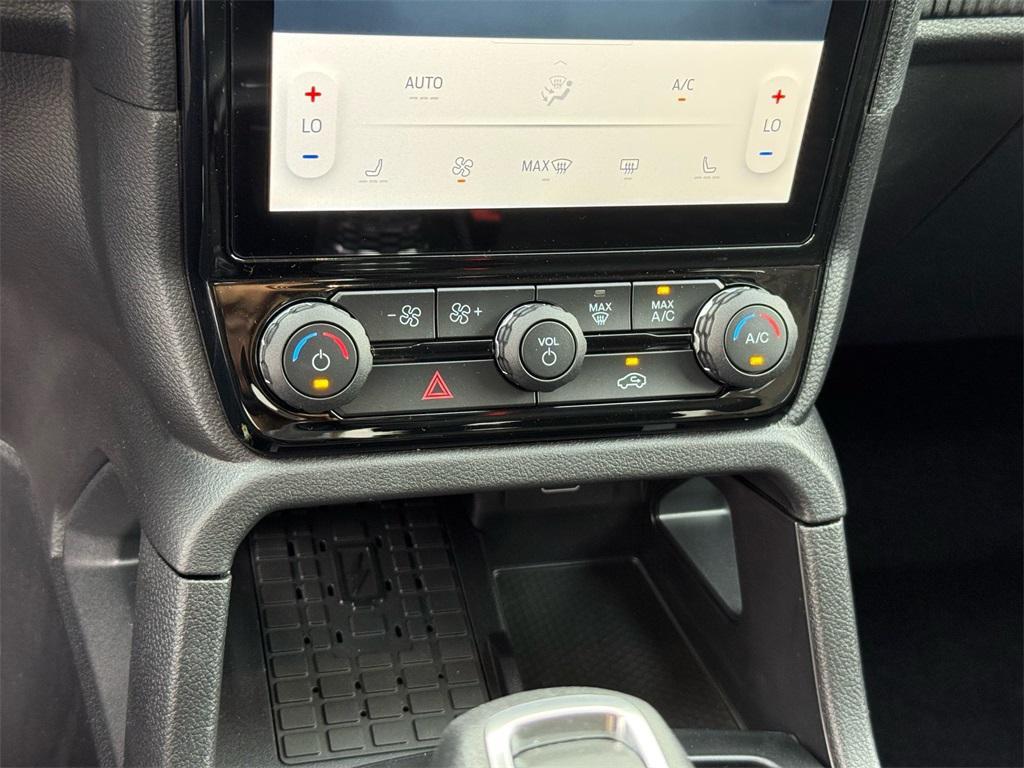 new 2025 Ford Ranger car, priced at $44,530