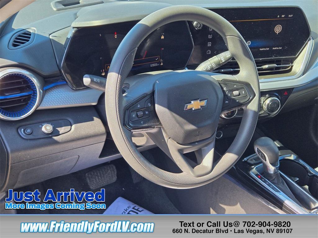 used 2025 Chevrolet Trax car, priced at $22,323
