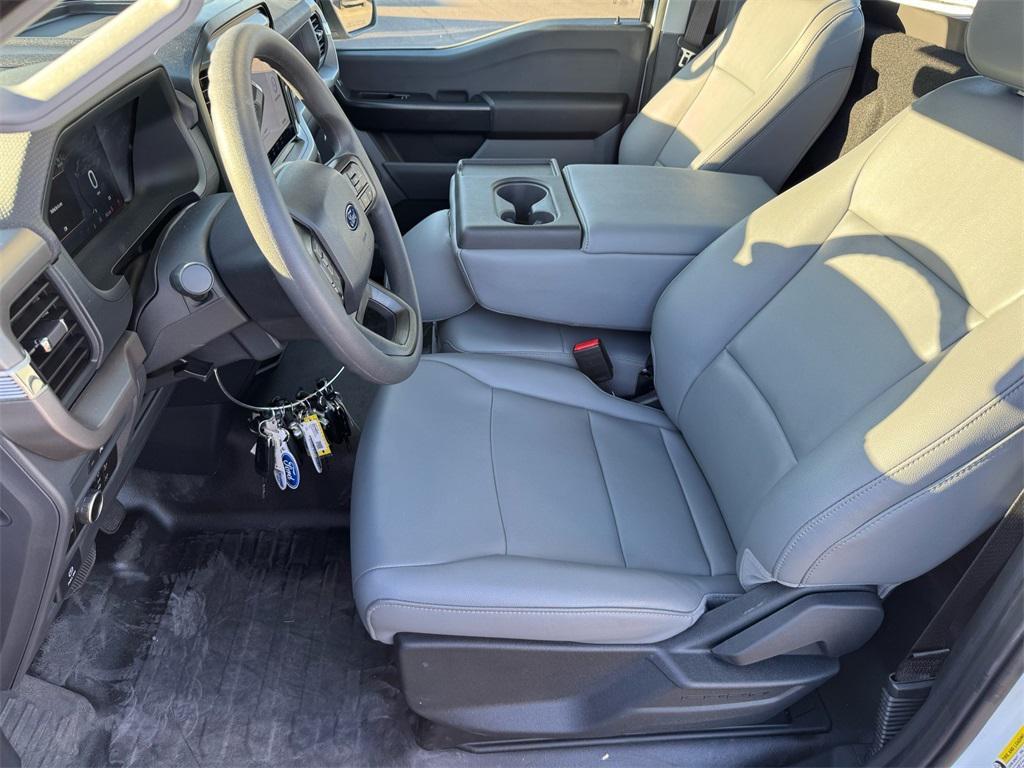new 2025 Ford F-150 car, priced at $37,395