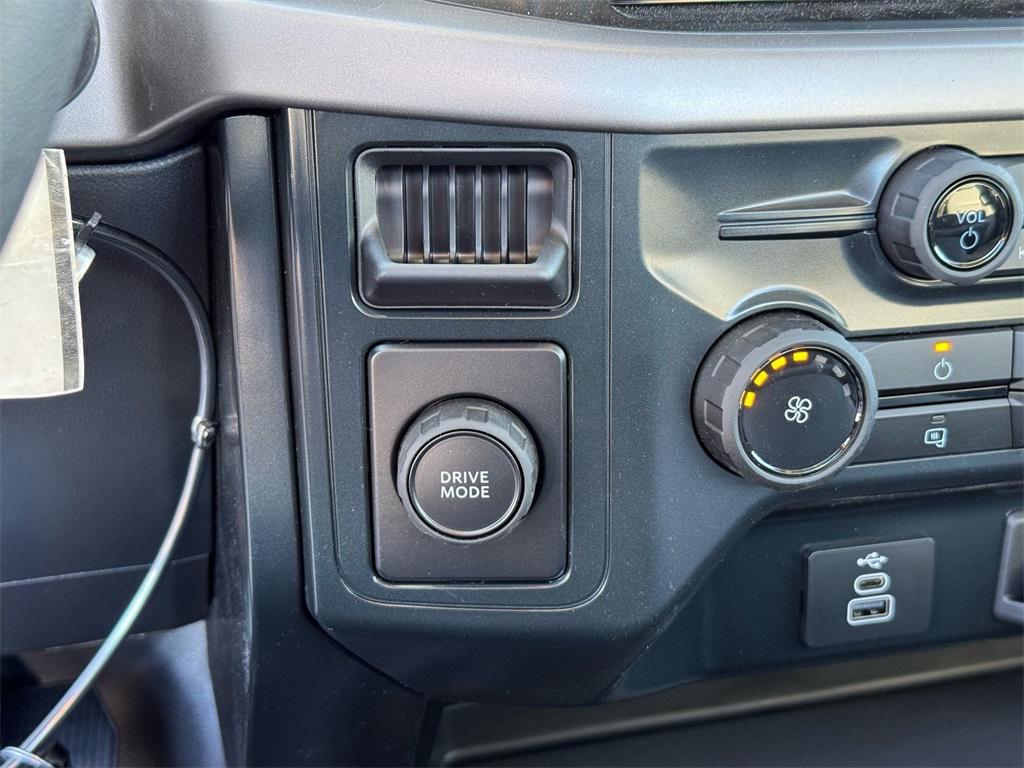 new 2025 Ford F-150 car, priced at $37,395