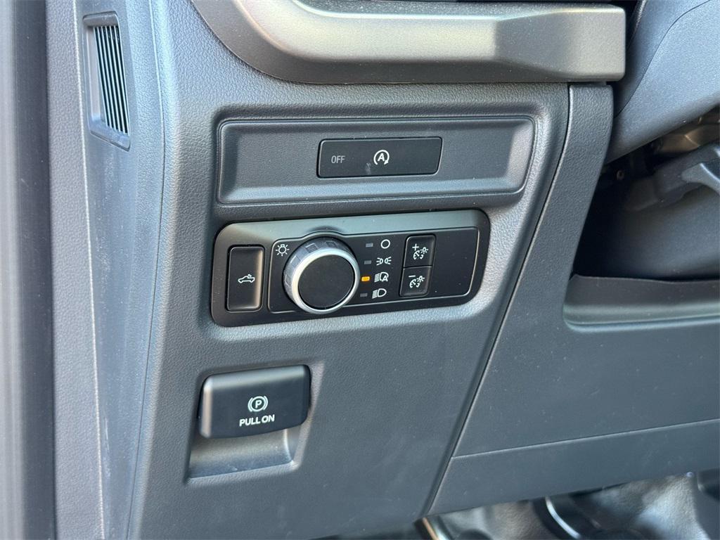 new 2025 Ford F-150 car, priced at $37,395