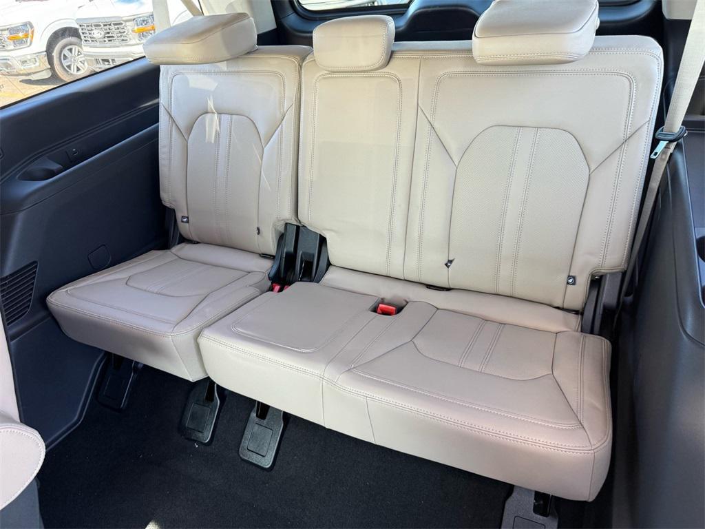 new 2024 Ford Expedition Max car, priced at $71,395