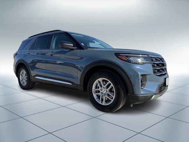 new 2025 Ford Explorer car, priced at $43,271