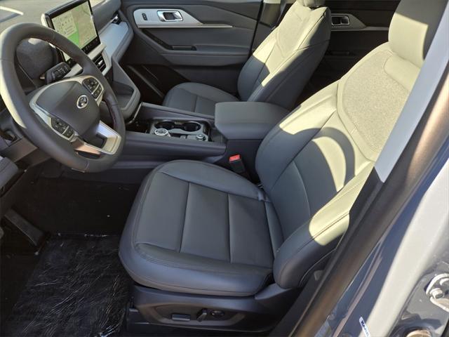 new 2025 Ford Explorer car, priced at $44,305