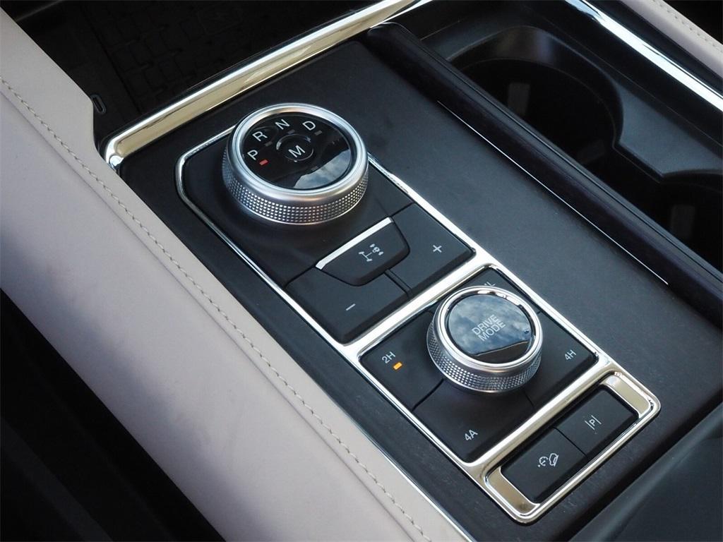 new 2024 Ford Expedition Max car, priced at $87,530