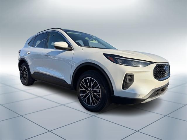 new 2025 Ford Escape PHEV car, priced at $39,595