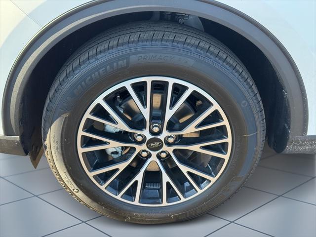 new 2025 Ford Escape PHEV car, priced at $39,595