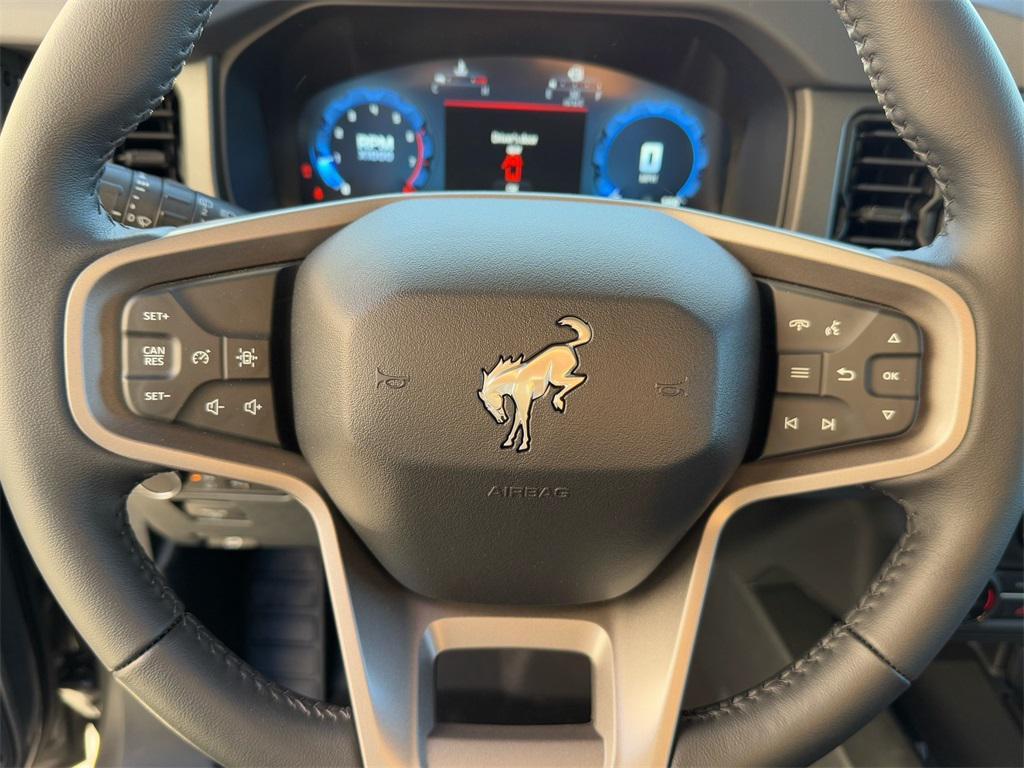 new 2025 Ford Bronco car, priced at $47,835