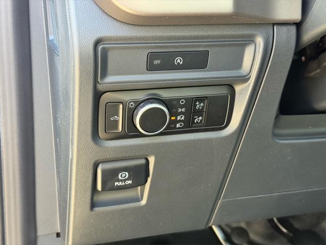 new 2025 Ford F-150 car, priced at $37,295