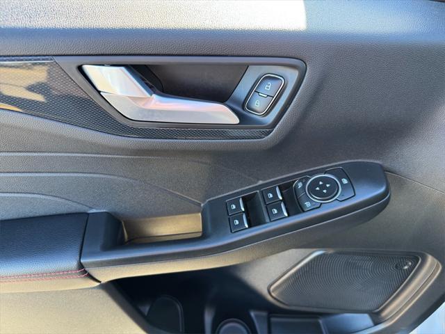 new 2025 Ford Escape car, priced at $31,975